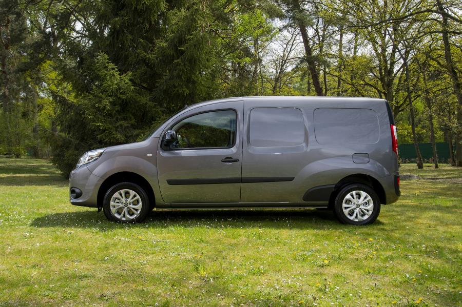  Nissan NV250 L2 Van 2019 года  (EU) (фото 23 из 39)